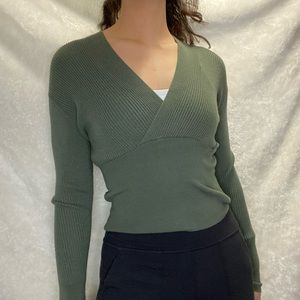 Leith Dark Green Long Sleeve V-Neck Sweater